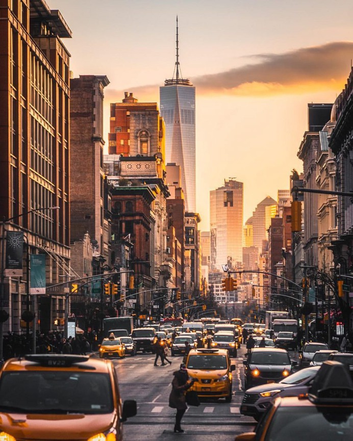 Stunning New York Street Photography by Bart Blachnio