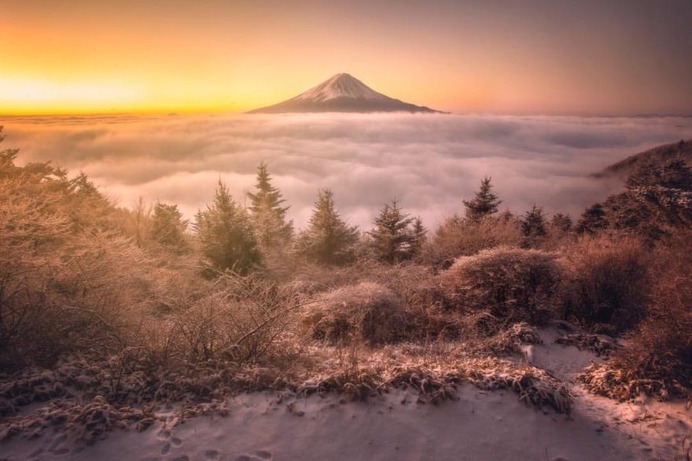 Takahiro Hosoe Captures The Beauty of Japan in Winter