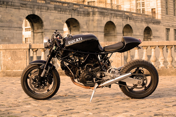 The Style Division #ducati #cafe #bike #machine #racer