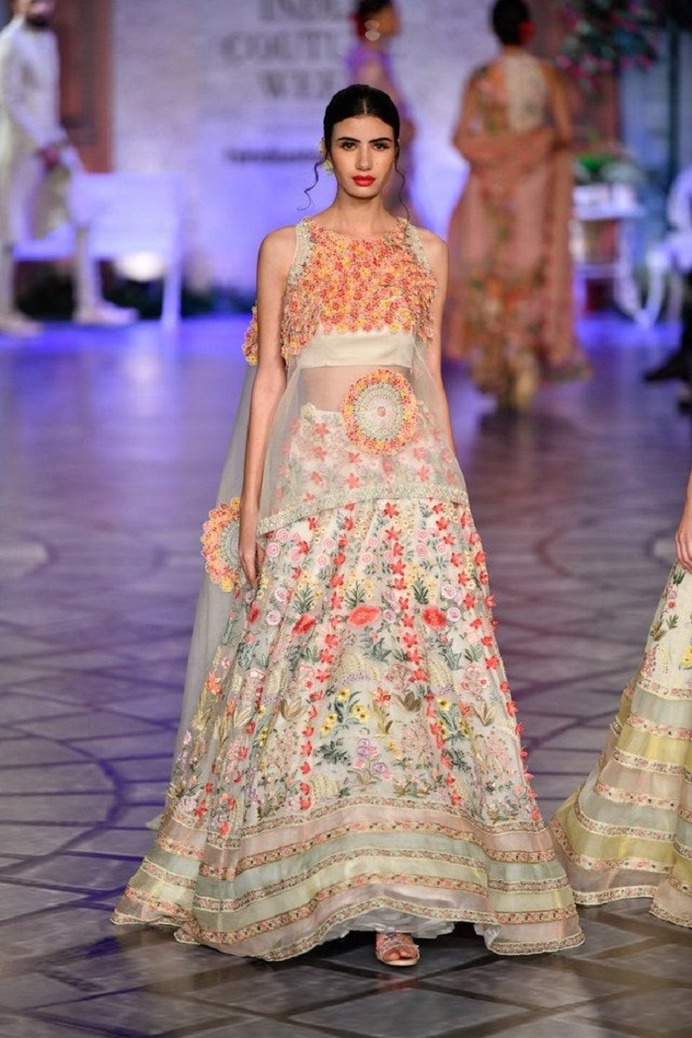 5 Insta-Worthy Fashion Trends For Millenial Brides Of 2020