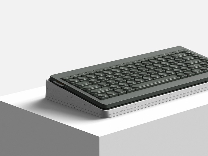Keyboard for Creative's Desk - Slide