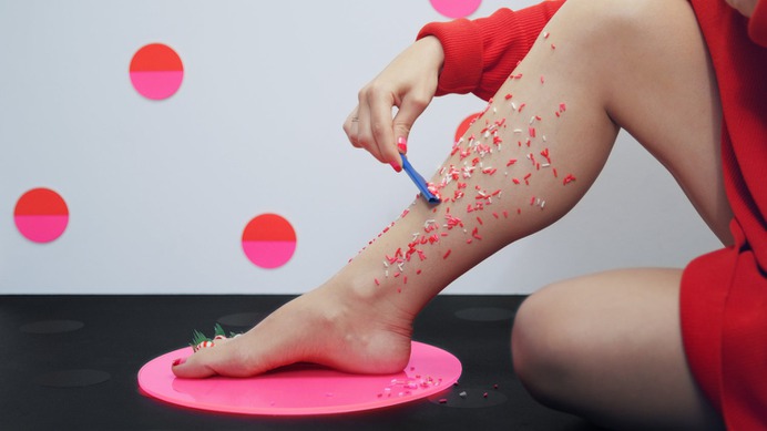 #sweetlies #shaving #artdirection #setdesign #dots