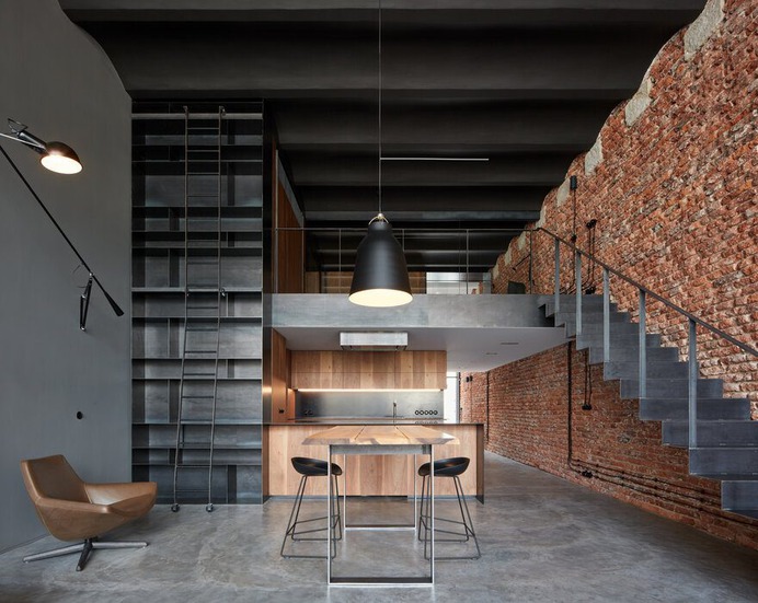 Modern Industrial Loft into an Old Brewery Storage Unit