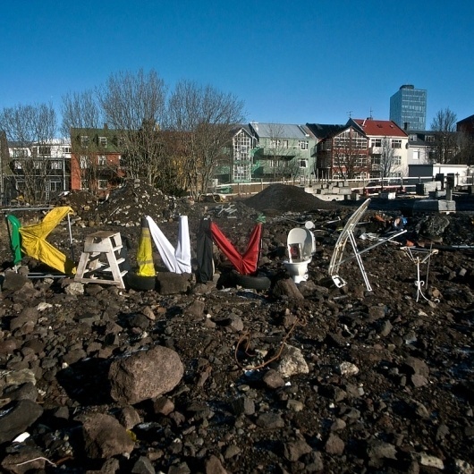 Sniffum Muffins | Slanted - Typo Weblog und Magazin #found #objects #slanted #photography #letterform