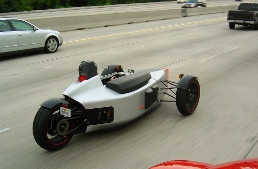 SUB 3 Wheeler on the Behance Network #single #concept #motorcycle #seat