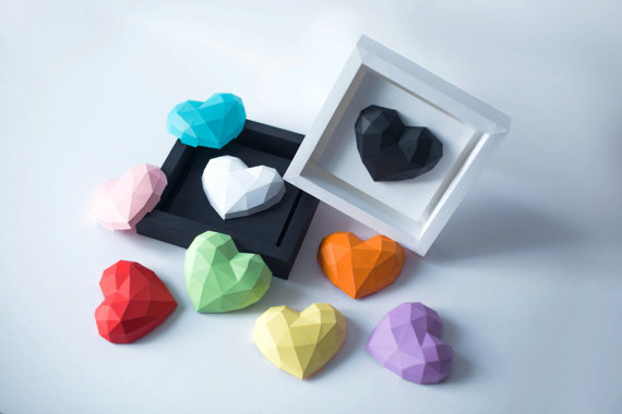Paper Heart https://www.etsy.com/shop/PaperHeartFrame #papercraft #paper #heart #paperheart #gift #lowpoly #papercraft #valentinesday