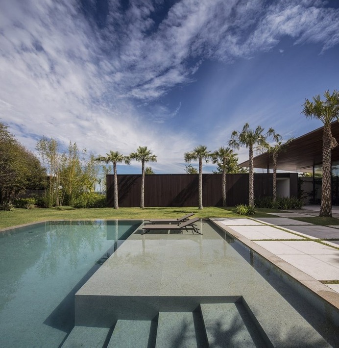 pool / Jacobsen Arquitetura