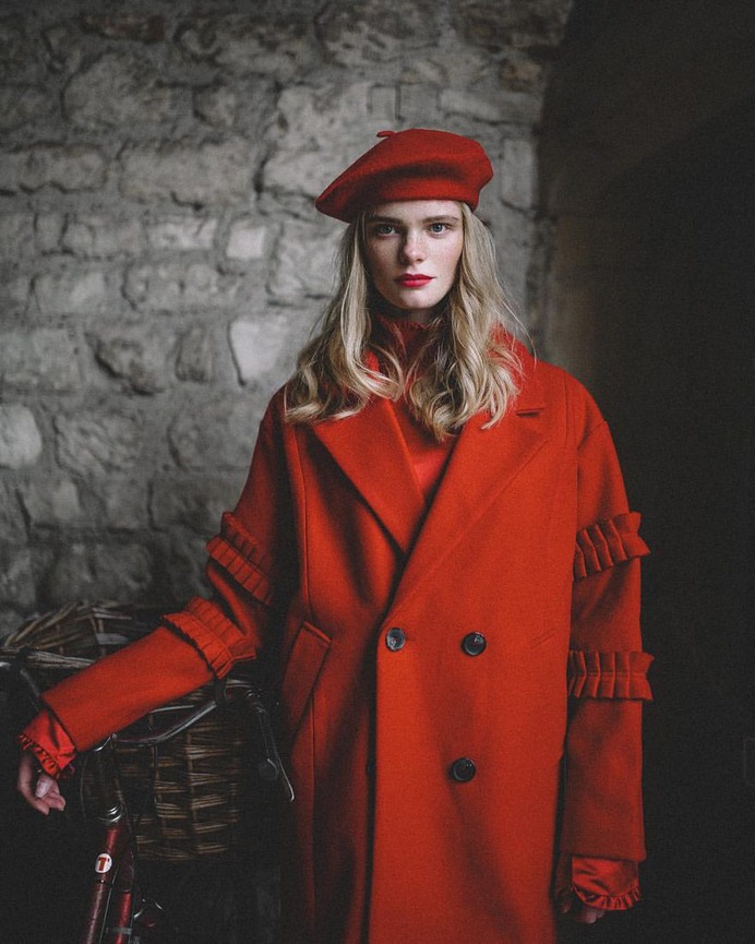 Gorgeous Beauty and Lifestyle Portraits by Alexandra Cameron