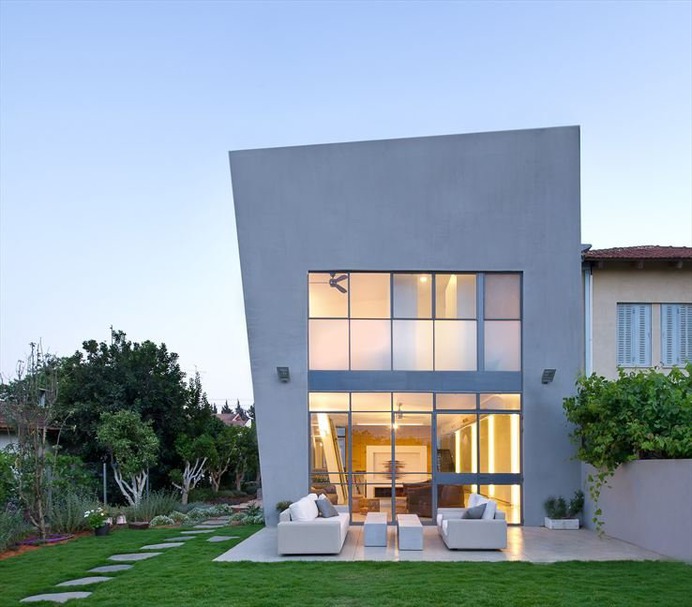 House H by Sharon Neuman Architects