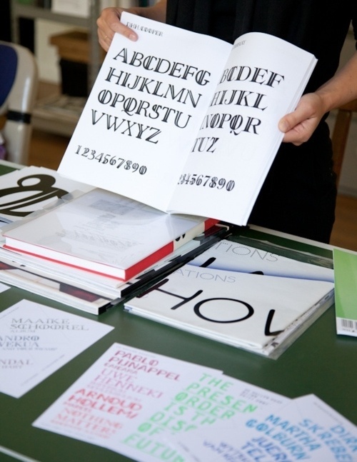 Vajza N'kuti #type #print #typeface #book