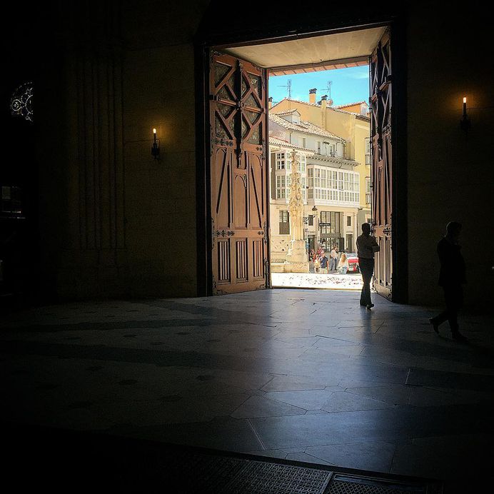 Hallo schönes Burgos. ¡Hola España! #burgos #cathedral #spain #holiday #photography #gegenlicht #streetphotography #hellyeah