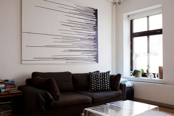 (via La maison d #interior #white #black #clean #minimal #grey