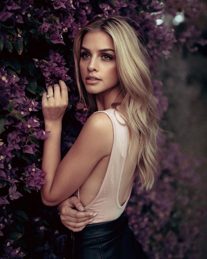 Vibrant and Elegant Fashion Photography by Jethro Alaba