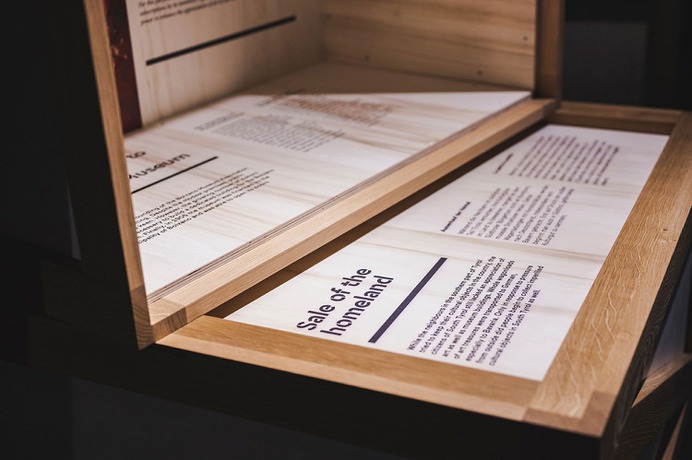 Lost & Found - Mindsparkle Mag Laurin Kofler, Philipp Putzer & Lukas Mayr designed Lost&Found Exhibition. The concept is based on taking up the aesthetics of the transport crates. #logo #packaging #identity #branding #design #color #photography #graphic #design #gallery #blog #project #mindsparkle #mag #beautiful #portfolio #designer