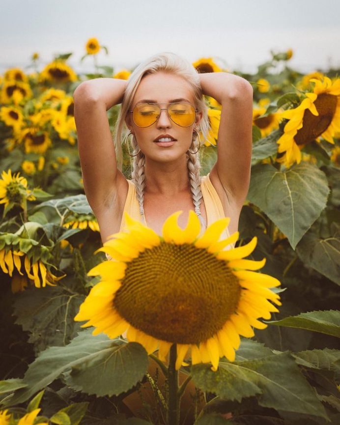 Marvelous Beauty and Lifestyle Portrait Photography by Charles Edelstein
