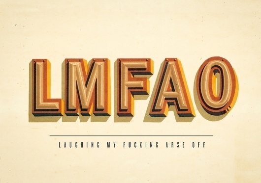 Long Story Long de Archie McLeish | Ponyblog by Ponyhof #yellow #orange #dropshadow #typography