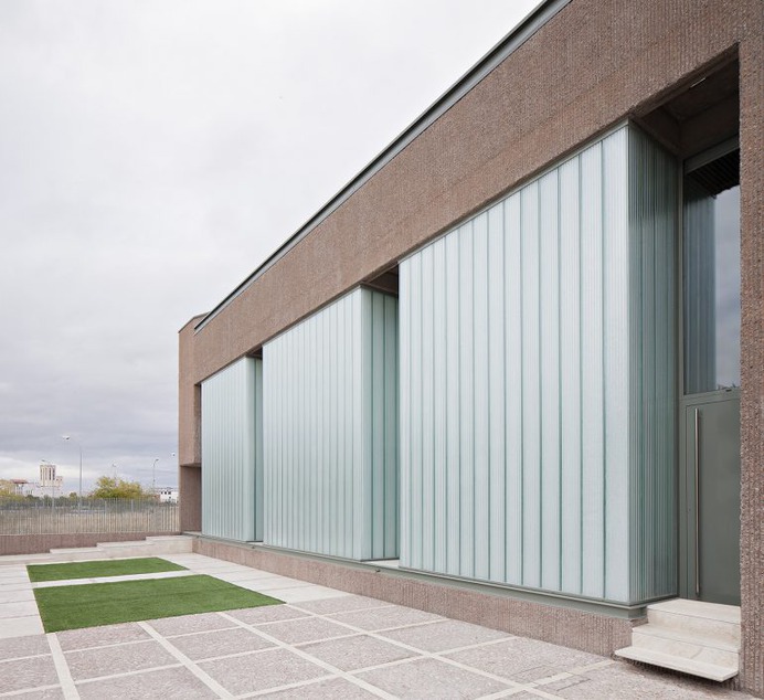 Fuensanta House / MUKA Arquitectura