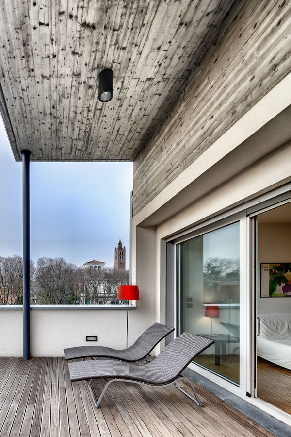 A0_Landini_Villa-F-13 #house #design #contemporary #wood #architecture #exterior #cement