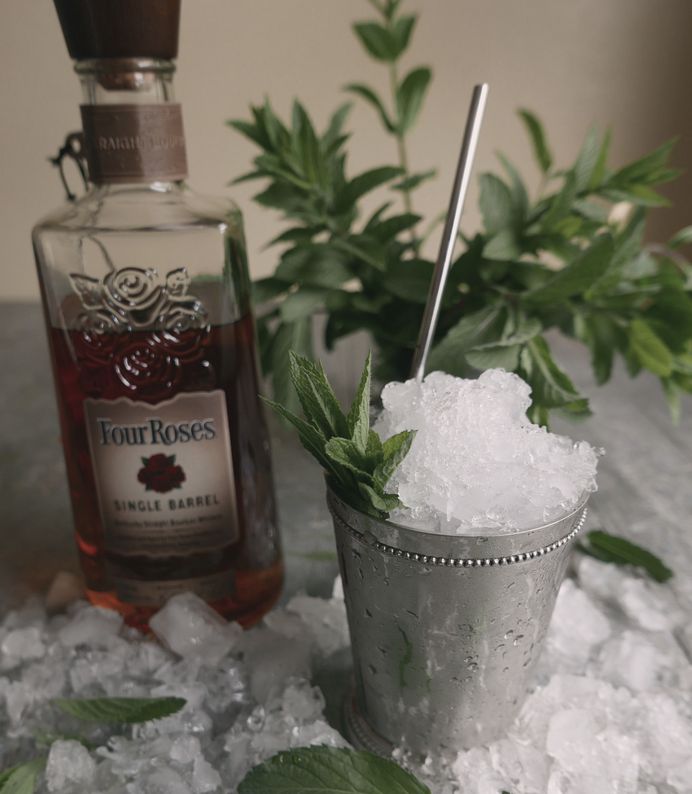 The Silver Dollar Mint Julep - Photo: Flickr / twinfountain