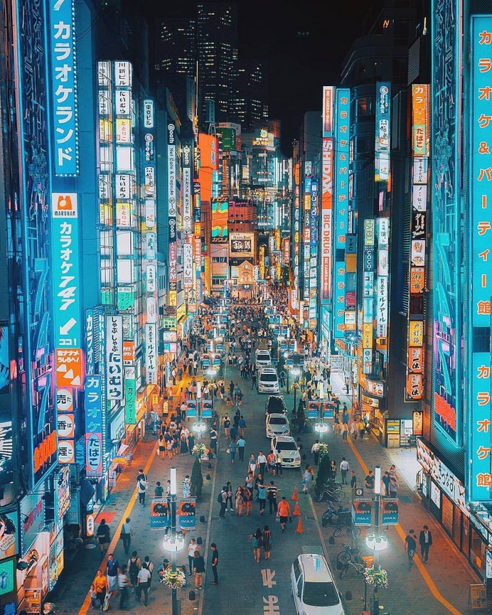 Cyberpunk and Futuristic Street Photography by Yuto Yamada