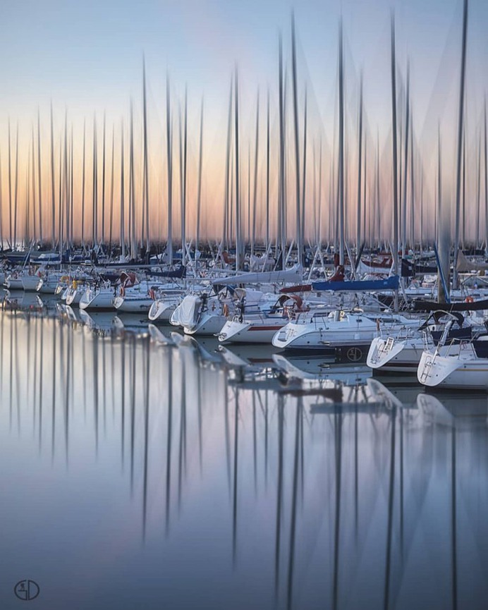 Beautiful and Minimalist Landscapes in France by Grégory Dolivet