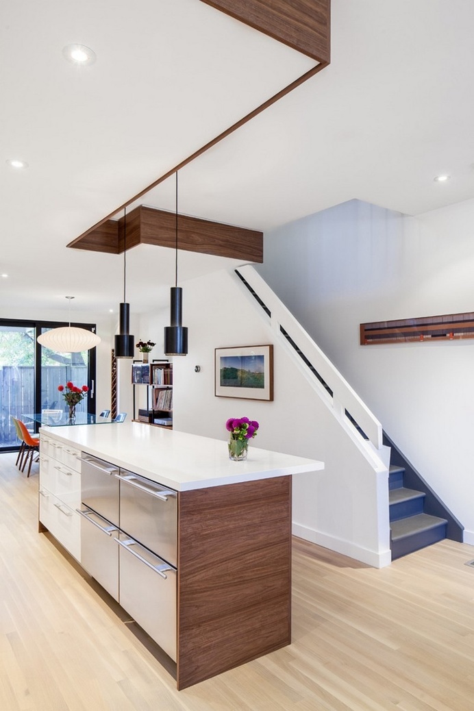 Munro House in Toronto / Wanda Ely Architect