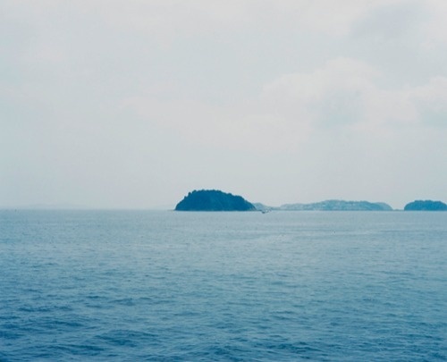 Osamu Yokonami « PICDIT #blue #photography #photo
