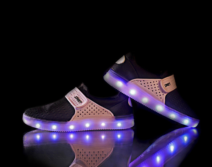 2016 Fashion luminous breathable Kids shoes black