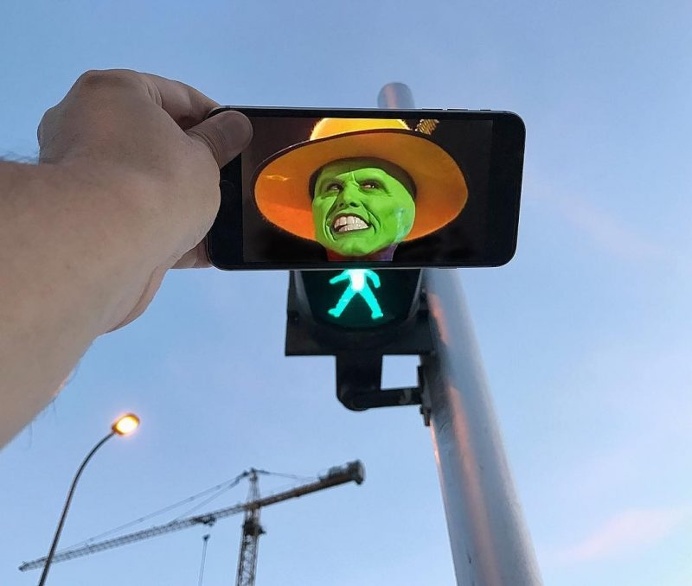 Yahav Draizin Combines Everyday Objects With Images From His iPhone