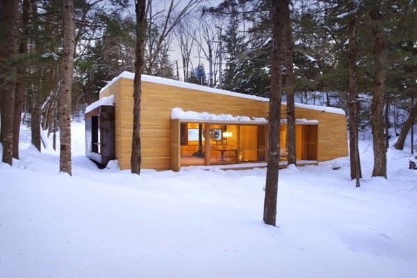 La Luge: Holiday House in The Midst of The Forest #interior #design #architecture
