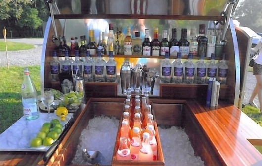 Look Out for the Woody | GBlog #wood #caravan #woody #bar