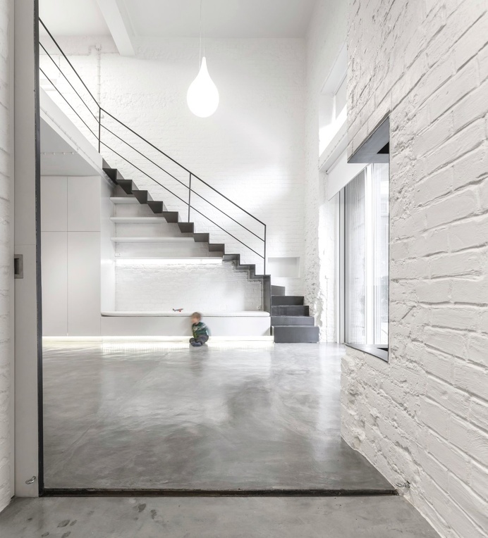 Steel staircase. Anjos Loft by João Tiago Aguiar, arquitectos. #staircase #industrial #minimal