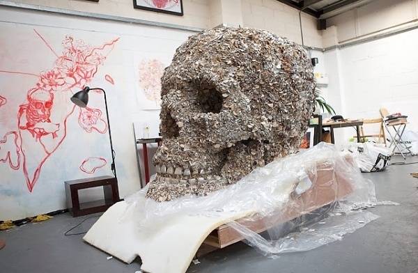 Good design makes me happy #skull #installation