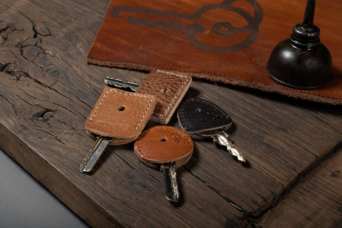 quon branding corporate design identity leather custom type by this is pacifica designblog inspiration www.mindsparklemag.com