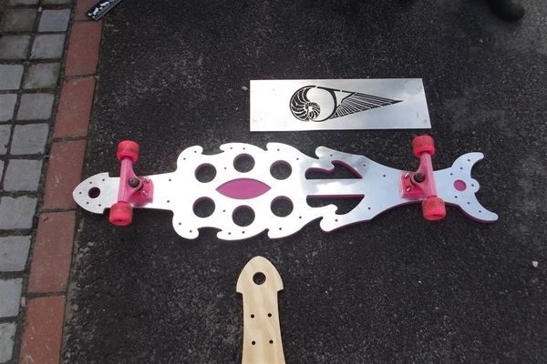 QJD Wildetect Style Skateboard #tech #amazing #modern #innovation #design #futuristic #gadget #ideas #craft #illustration #industrial #concept #art #cool