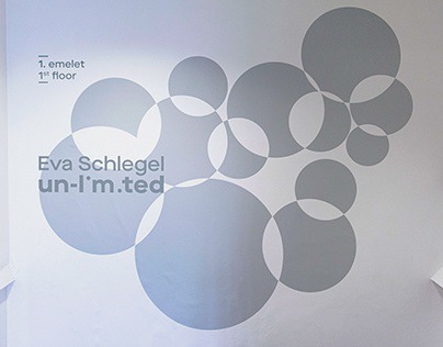 un-limited - Eva Schlegel exhibition design