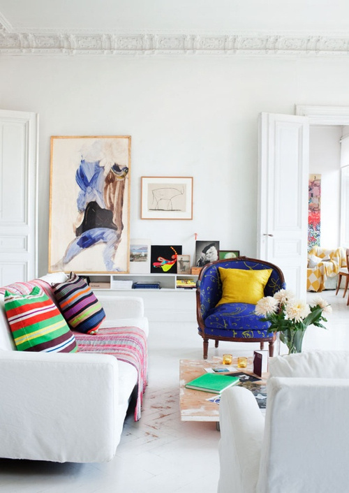 Decorating Ideas: 12 White Rooms with Pops of Color Photo #interior #design #decor #deco #decoration