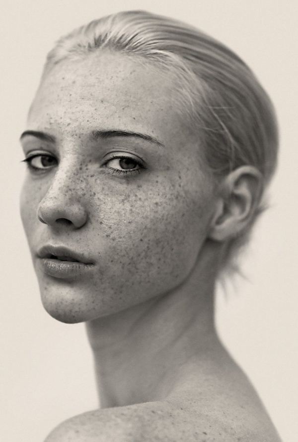 tumblr_m6l9uzPDIO1qcrb3vo2_1280.jpg 675×1,000 pixels #photo #freckles