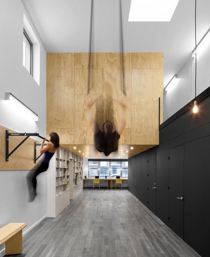 40 Office and Home Gym Ideas – Get Back on Track After the Holidays - InteriorZine #home #gym #interior