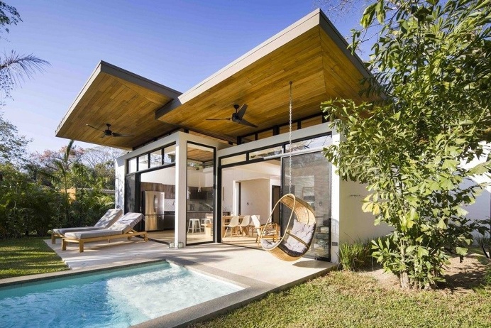Yoga Studio and Boutique Hotel Set into in Tropical Landscape of Nosara, Costa Rica 4