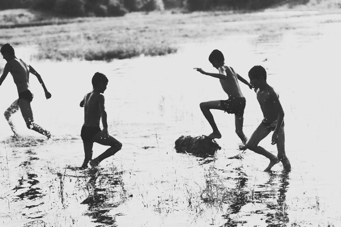 Stay Young by Alina Negoita — F C H I C H K 'L #photography