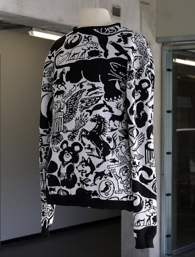 Animal Sweater #sweater #karl #grandin #fashion #logo