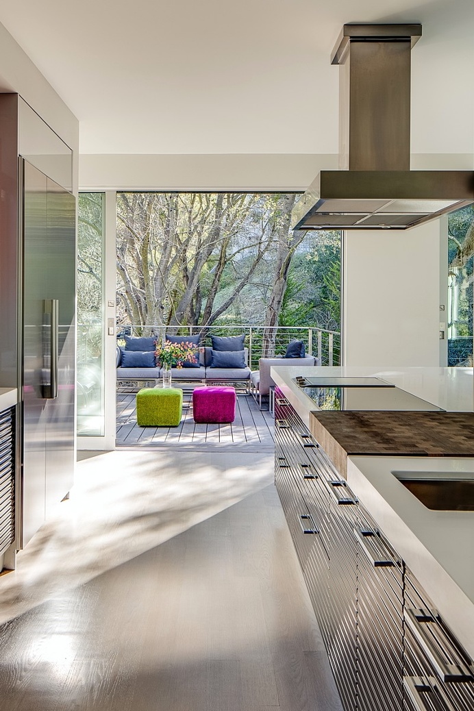 A Rejuvenated Circa 1980 Modernist House / Mark Brand Architecture
