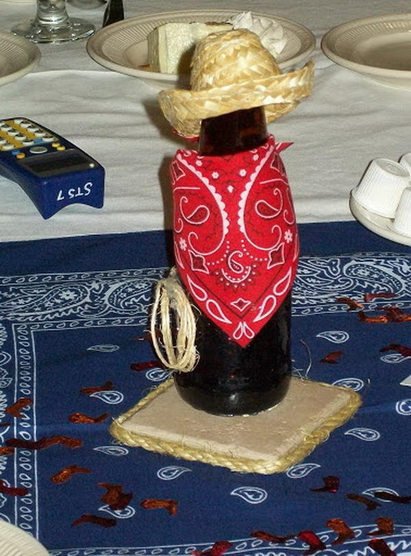 Homemade Wine Bottle Crafts #diy #craft #wine #bottle