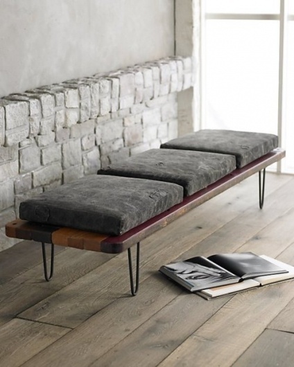 A day in the land of nobody #couch #pillow #awesome #bench