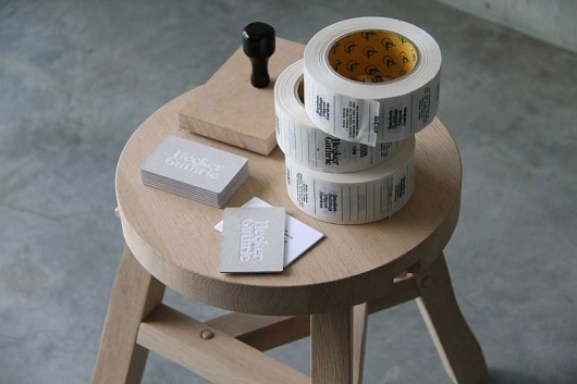 Graphic-ExchanGE - a selection of graphic projects - Page2RSS #simple #monochrome #brand