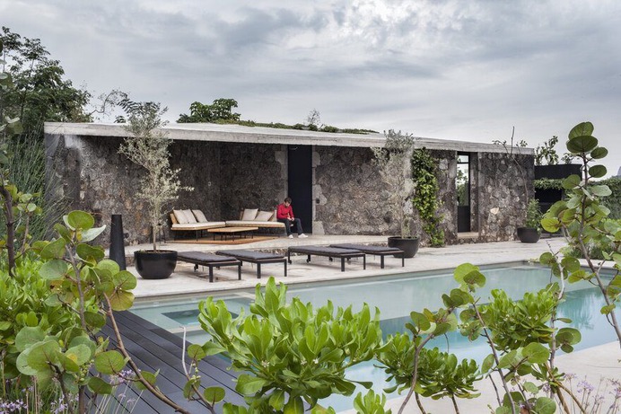 retreat, Tepozteco Mountains / Cadaval & Solà-Morales