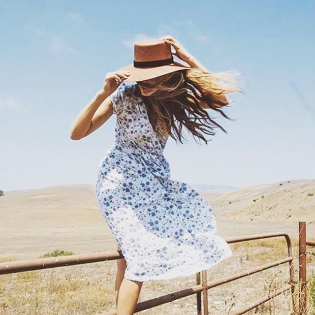 ✨Exhale✨ #friday #rosemilknostalgia
