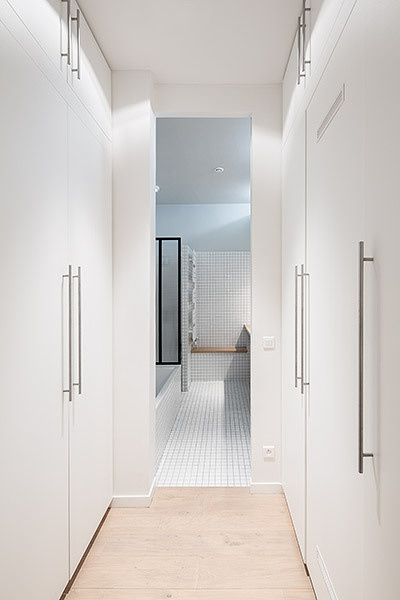 http://www.septembrearchitecture.com/files/gimgs/24_1212081658 30lr4 fa.jpg #interior #minimalistic #design #decor #deco #decoration