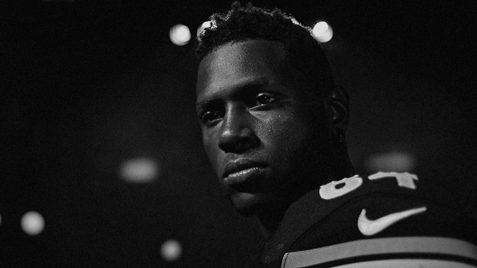 Antonio Brown / NFL - Travis Hanour